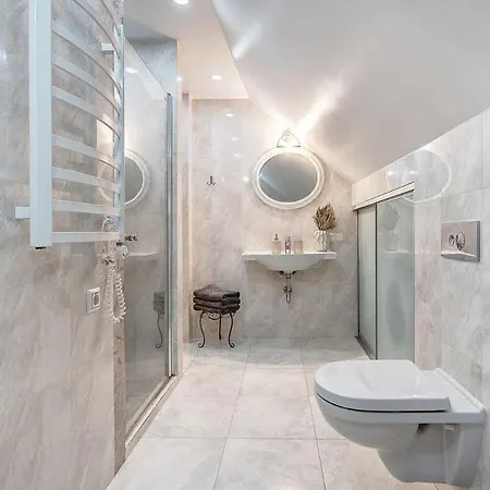 Domillion New 2bdr Old Town Amber Z1b5 * Вильнюс