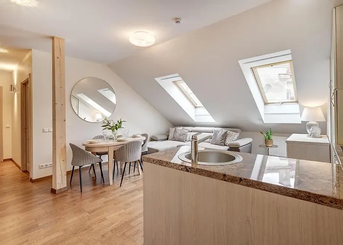 Сasa de vacaciones Domillion New 2bdr Old Town Amber Z1b5 *